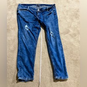 Amethyst size 22 blue jeans